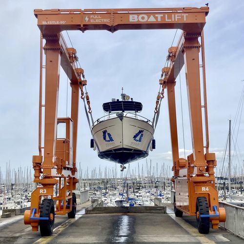 電動式移動リフト - BL15TLE  - BOAT LIFT - 遠隔操作