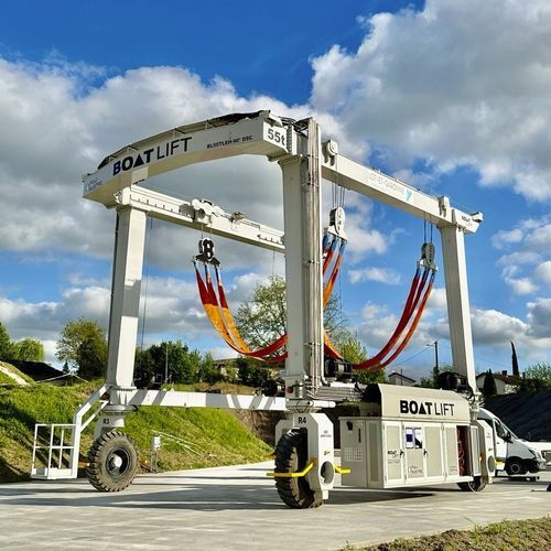 遠隔操作移動リフト - BL55TLEH-90°DSC - BOAT LIFT - 電動式