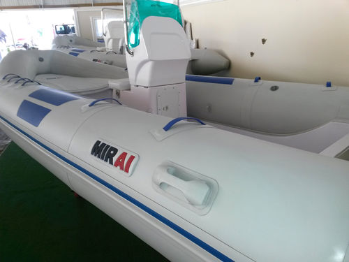 船外機インフレータブルボート - 5,00 mt - MIRAI - RIB / センターコンソール / 8人