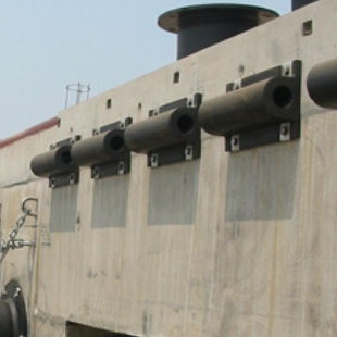 港湾用防舷物 - Wing D - Qingdao Evergreen Maritime CO.,LTD - ドック用 / D 形状の / ドロップスティッチ
