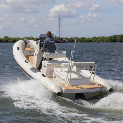 救助船業務用ボート - SOLAS Series - Xtenders - 船内機 / 炭素製 / 複合艇