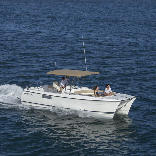 カタマランセンターコンソールボ－ト - L90 LX - Aspen Power Catamarans - 船内機 / ディーゼルエンジン式 / ツインエンジン