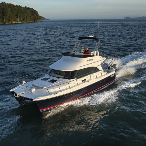 カタマランエクスプレスクルーザー - C120  - Aspen Power Catamarans - 船外機 / ツインエンジン / フライブリッジ