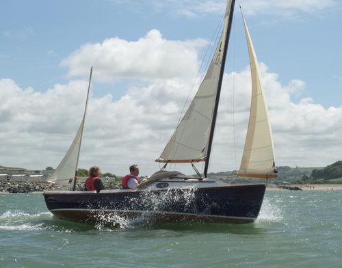 デイセーラーヨット - BayRaider - Swallow Yachts - カーボンマスト