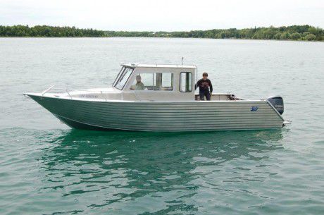 船外機キャビンクルーザ - 28' - Henley Boats™ - ハードトップ / 室内コックピット付き