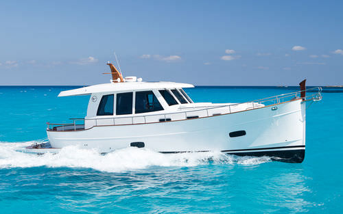 船内機エクスプレスクルーザー - MENORQUÍN 42 HT  - Sasga Yachts - ディーゼル / 室内コックピット付き / キャビン2室
