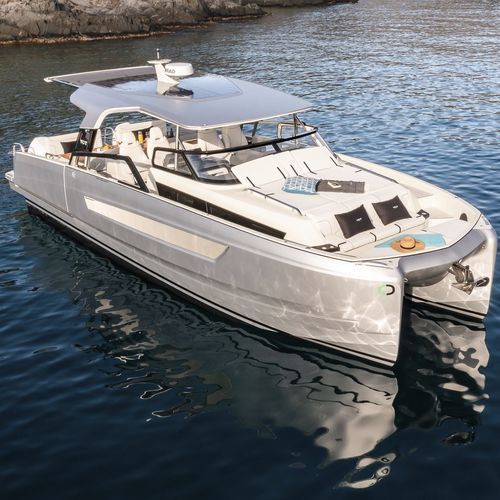 カタマランエクスプレスクルーザー - YOT 36 - YOT POWER CATAMARANS - 船外機 / ガソリン / ツインエンジン