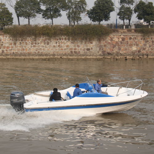 船外機ボ－ト - YB-600 - Changzhou Youbang Boat Co., Ltd. - オープン / デュアルコンソール / バウライダー