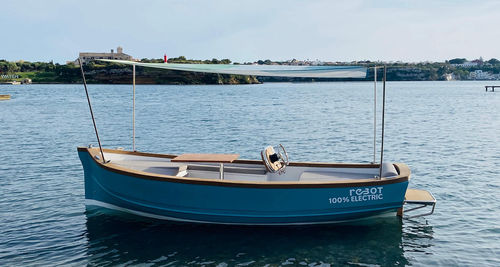 船内機ボ－ト - reBot 5 - reBot Yachts S.L. - 電動式 / オープン / 5人
