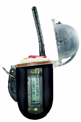 ボート用ラジオ - (Black) Marine Rescue Radio with GPS - Nautilus LifeLine - 携帯型 / VHF / 防水・防塵性能