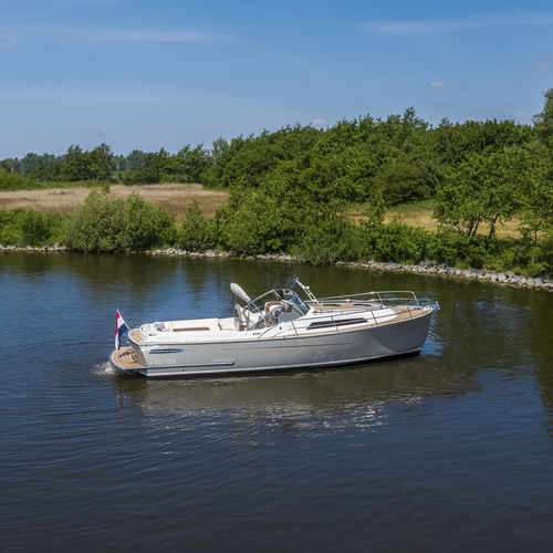 船内機エクスプレスクルーザー - 35E - Da Vinci Yachts B.V. - ディーゼル / ツインエンジン / 滑走船体