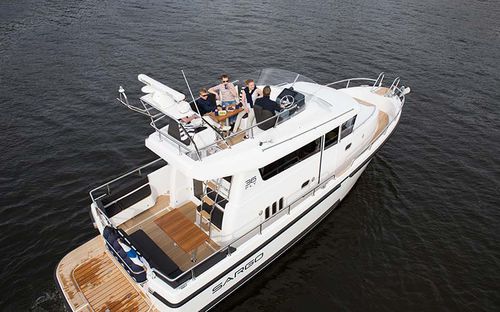船内機エクスプレスクルーザー - 36 - SARGO BOATS / Sarins Batar Oy