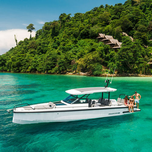 船外機センターコンソールボ－ト - 37 Sun-Top - Axopar Boats Oy