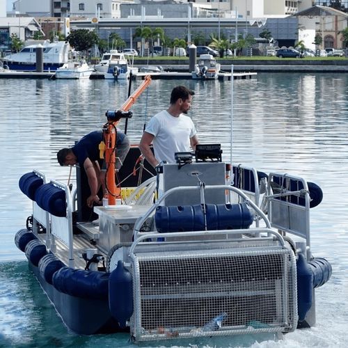 作業用平底船業務用ボート - ECOBARGE - Multi-service - AZURETREND | ECOTANK | EMERGENSEA | MONAWA - 廃棄物回収船 / 汚染防止はしけ / 排水吸水用はしけ