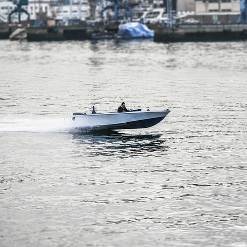 船外機センターコンソールボ－ト - SPF  5.75 - ZYON - センターコンソール / 日光浴