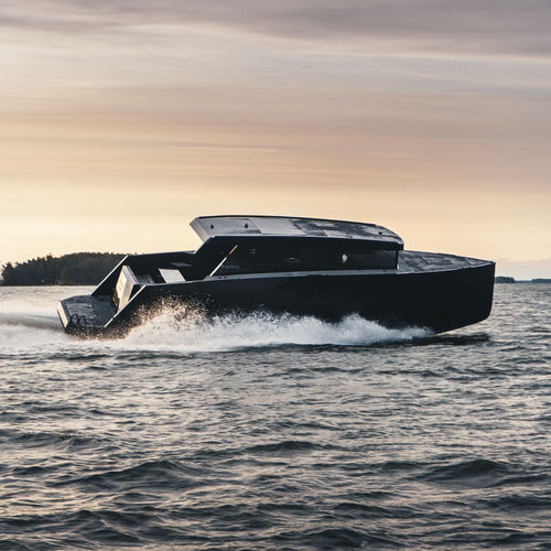 船内機エクスプレスクルーザー - BY40SC - Brizo Yachts - ハードトップ / 船尾駆動 / キャビン付き