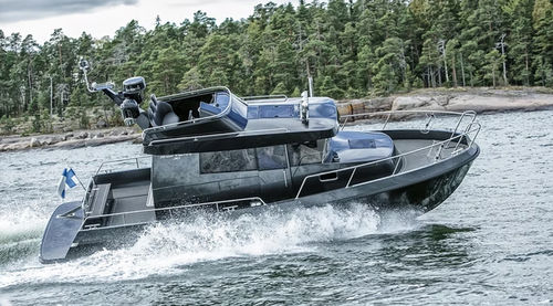 船内機エクスプレスクルーザー - BY30  - Brizo Yachts - フライブリッジ / キャビン付き / クラシック