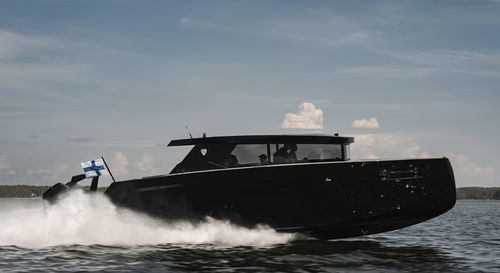 船外機エクスプレスクルーザー - BY40SC OB - Brizo Yachts - ツインエンジン / ハードトップ / 伝統的