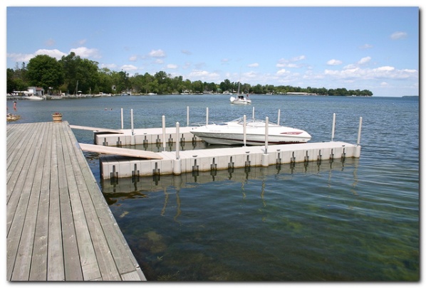 CONNECT-A-DOCK Photo 2