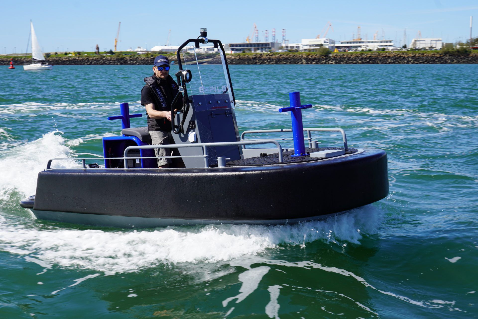 Barco profissional barco de apoio portuário - E-PILOT 420 - 3D MARINE - com  motor de popa / em alumínio / Bureau Veritas, image size:1920x1281