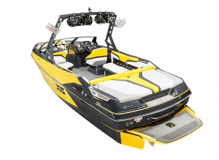 Deck-boat com motor de centro - T23 - Axis Wake Research - de
