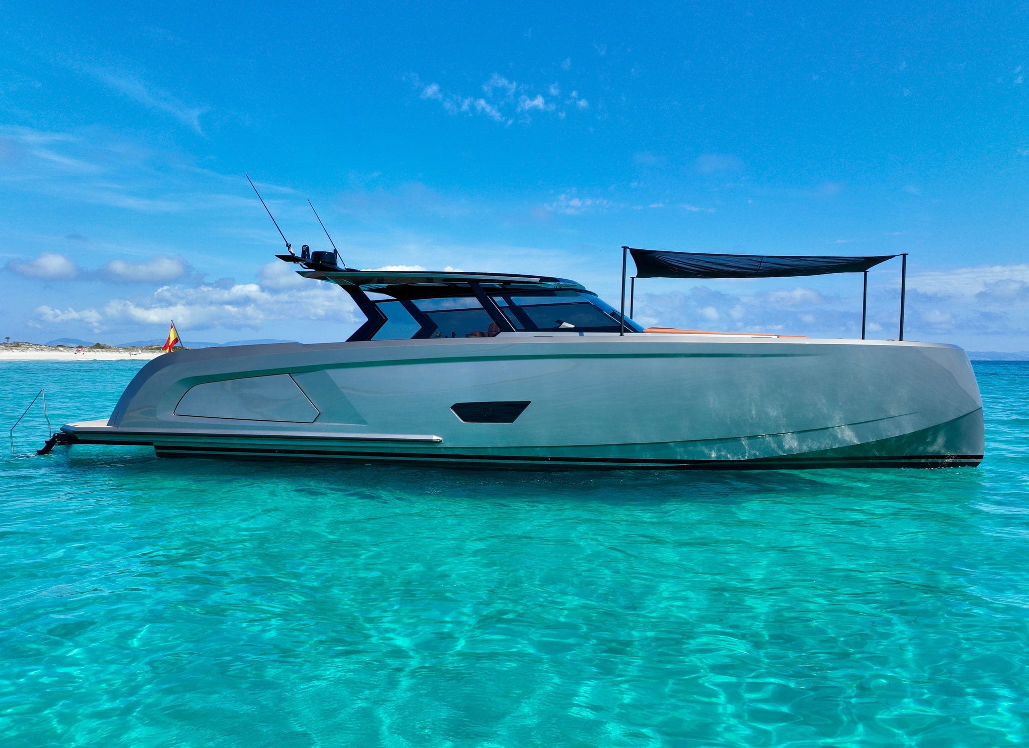 Iate a motor de cruzeiro - 58 - Vanquish Yachts - com hard-top