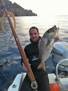 arbalete de pesca submarina em teca 1