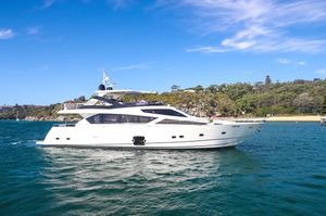 iate a motor de cruzeiro / com flybridge