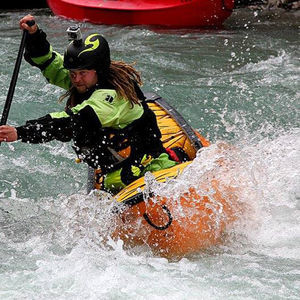 canoa para águas brancas