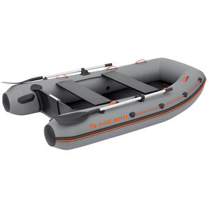 barco inflável com motor de popa 1