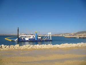 navio draga de sucção com desagregador 1