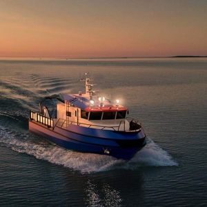 barco de apoio portuário