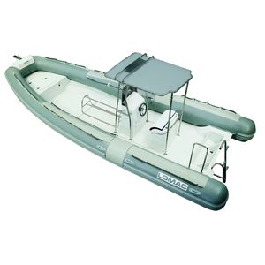 barco inflável com motor de popa / semirrígido / com console central / máx. 24 pessoas