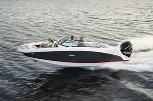 deck-boat com motor de popa