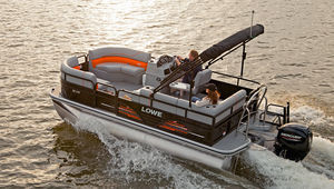 pontoon boat com motor de popa