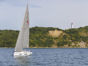 iate à vela de cruzeiro