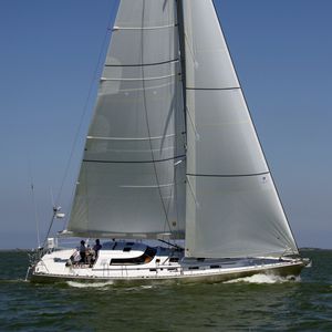 iate à vela de cruzeiro 1