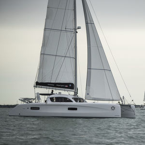 catamarã / de cruzeiro oceânico / de popa aberta / 3 cabines