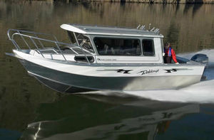 lancha Cabin Cruiser com motor de popa / com hard-top / de pesca esportiva