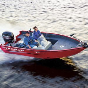 bay boat com motor de popa