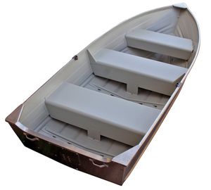 bote com motor de popa