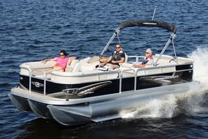 pontoon boat com motor de popa