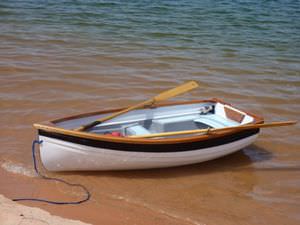 barco tradicional a remo