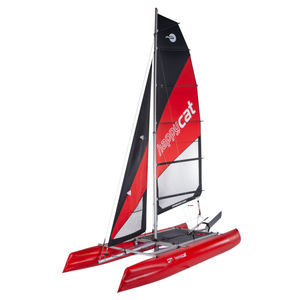 catamarã esportivo inflável