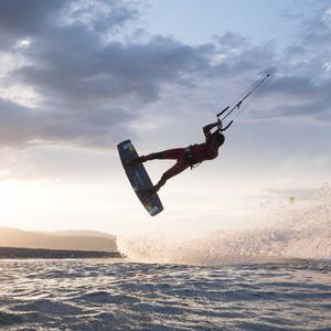 prancha de kitesurf twin-tips / wakestyle / de Freestyle