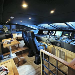 assento de piloto / para barco / com braços / ajustável