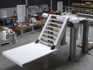 plataforma para iate / de banhos