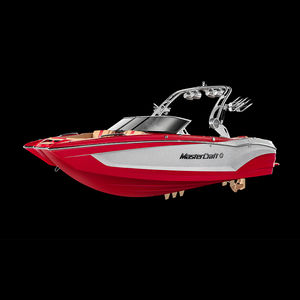 deck-boat com motor de centro