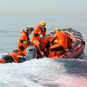 barco profissional barco-patrulha 1