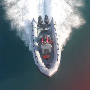 barco profissional barco-patrulha 1